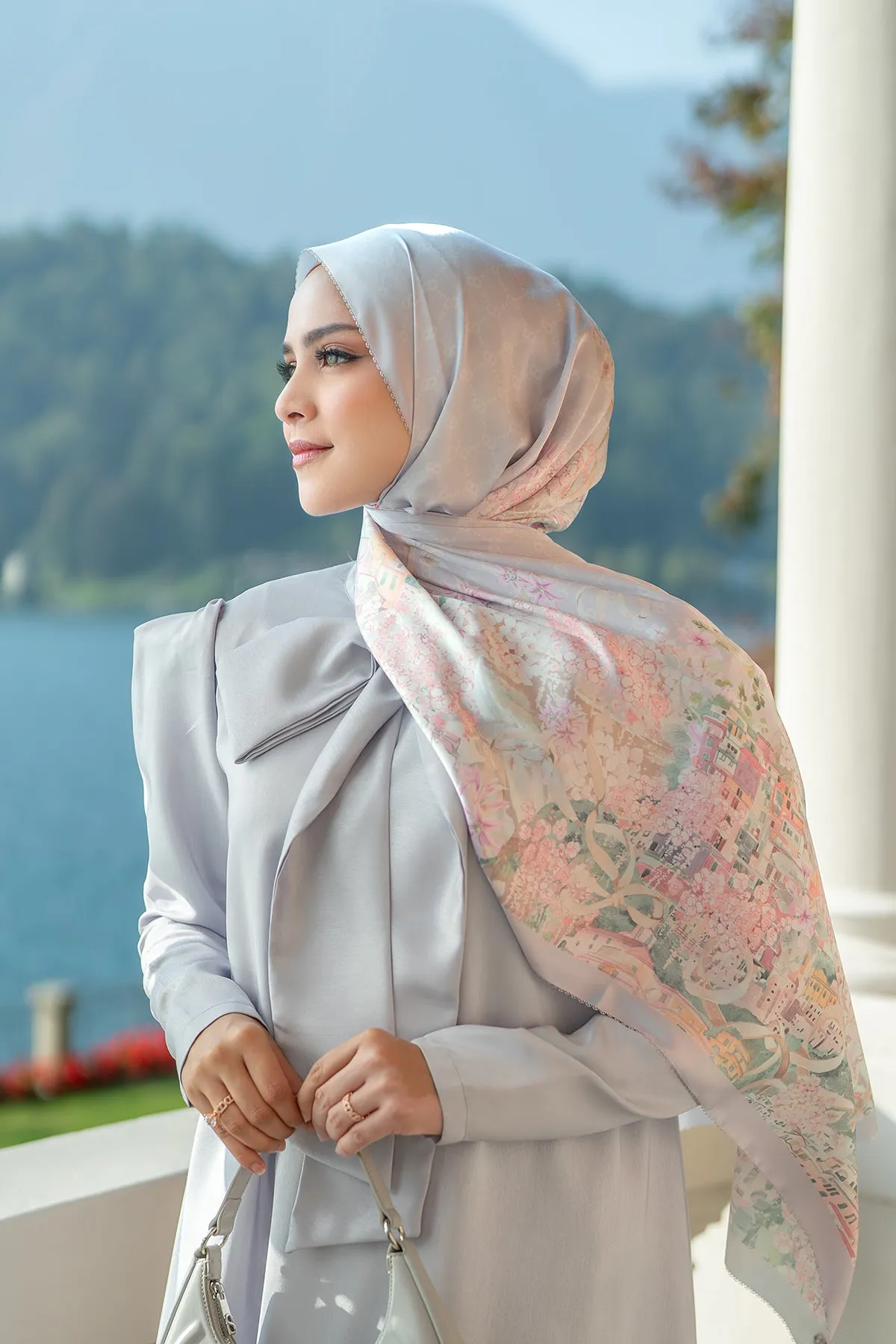 Como Satin Shawl - Pier