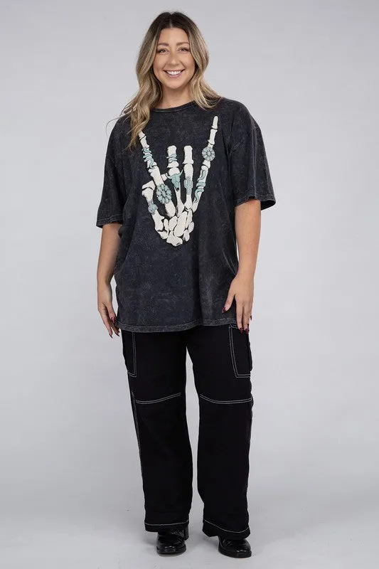 Curvy - Skeleton Rock Hand Sign Graphic Top (DS)