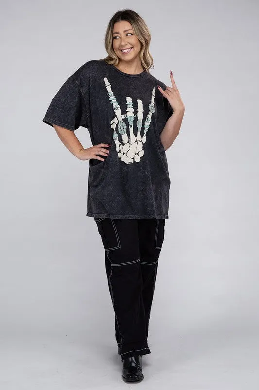 Curvy - Skeleton Rock Hand Sign Graphic Top (DS)