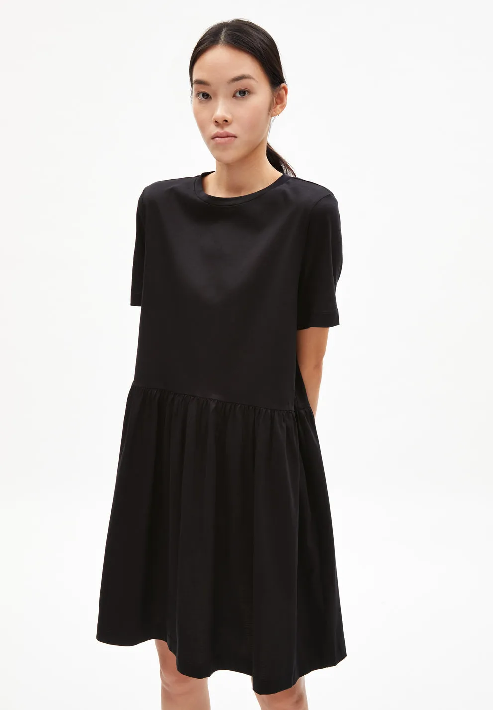 Feliaa Black Jersey Short Sleeve Dress In Organic Cotton