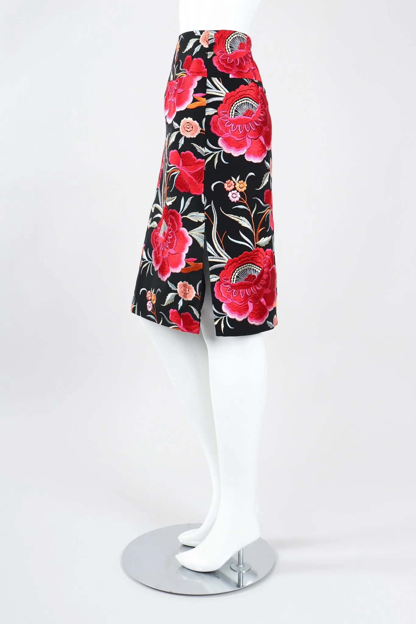 Floral Embroidered Piano Skirt