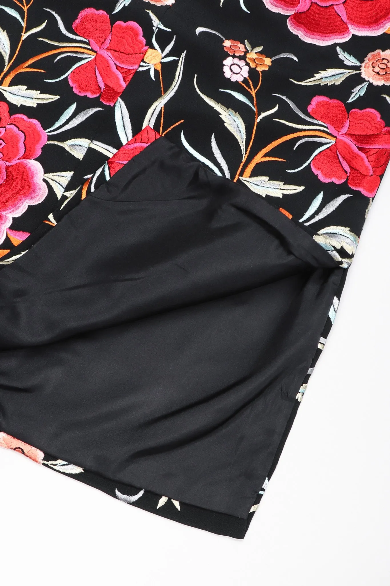 Floral Embroidered Piano Skirt