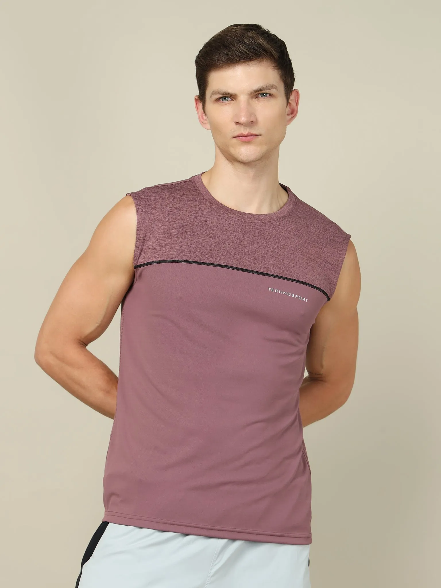 Men Colorblock Slim Fit Crew Neck Innerwear Vest with TECHNO COOL 