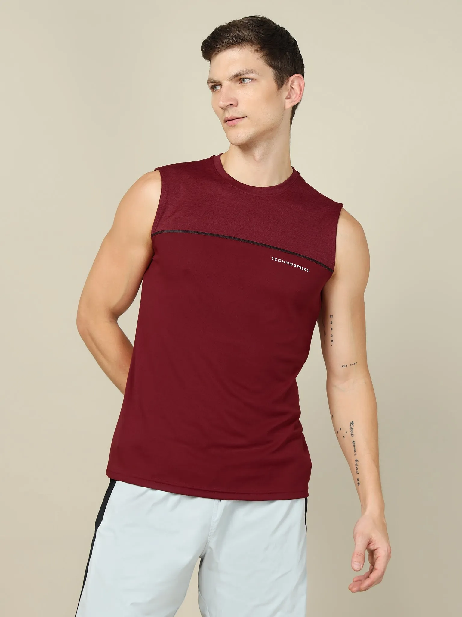 Men Colorblock Slim Fit Crew Neck Innerwear Vest with TECHNO COOL 