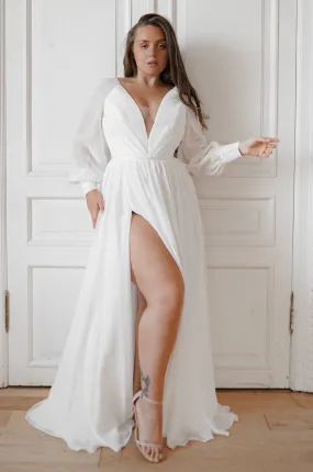 Plus Size Wedding Dress Assol With High Leg Slit